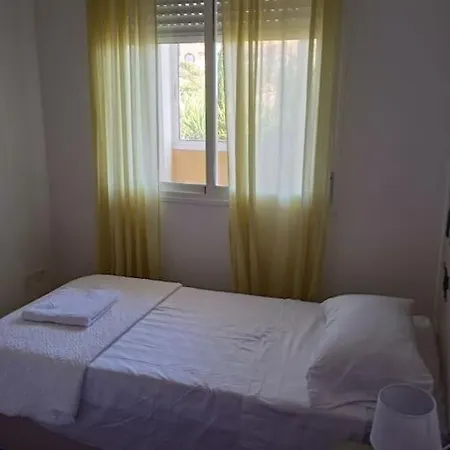 La Casa De Lidia Апартаменты Мучамель